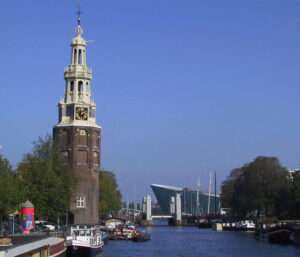 houseboat Saturnus Amsterdam