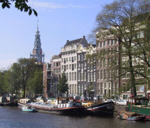 houseboat Saturnus Amsterdam